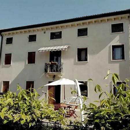 Cinzia E Roby Bed & Breakfast *