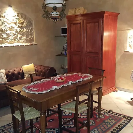 Cinzia E Roby *